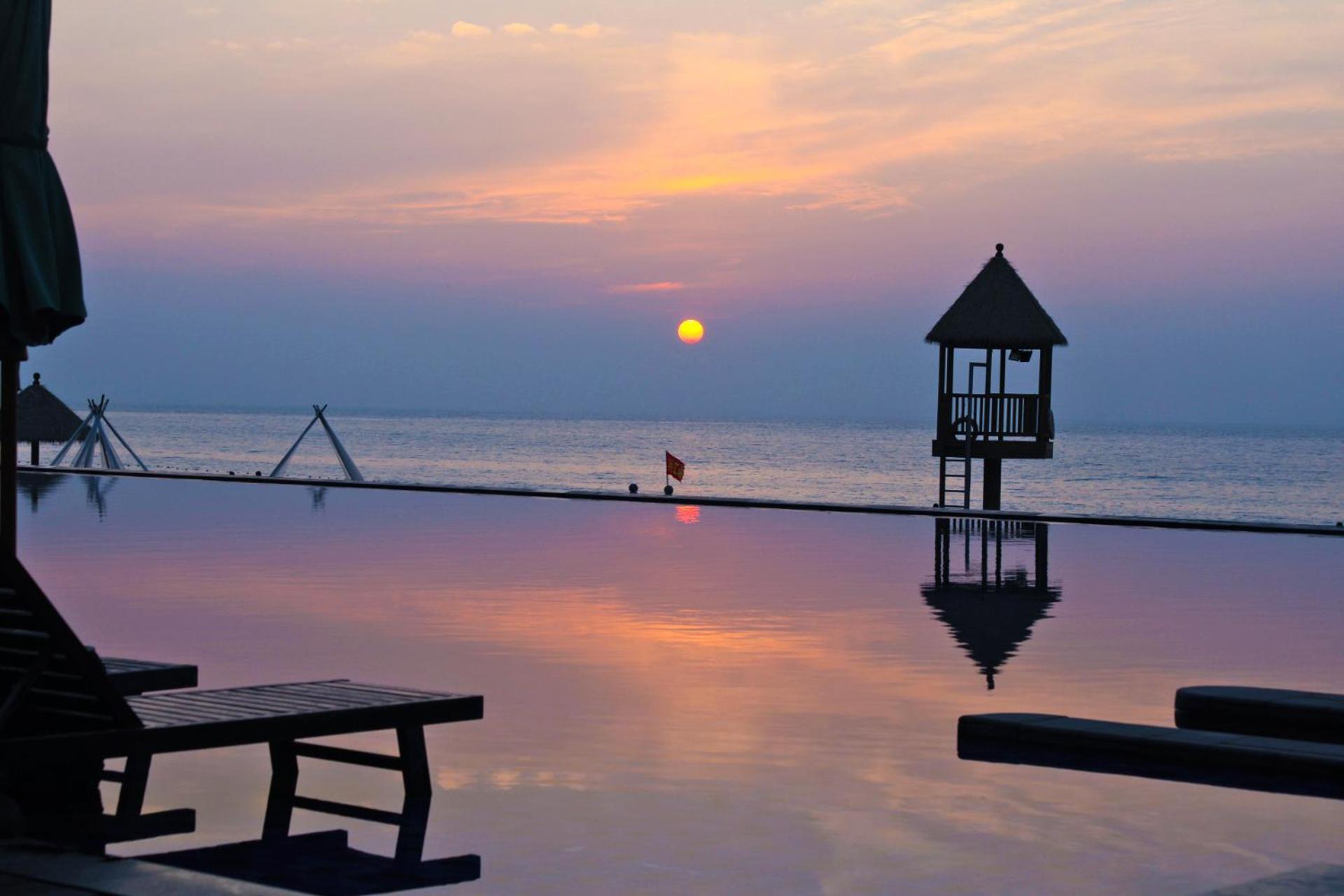 Howard Johnson Sandalwoods Resort Huizhou Huidong Buitenkant foto